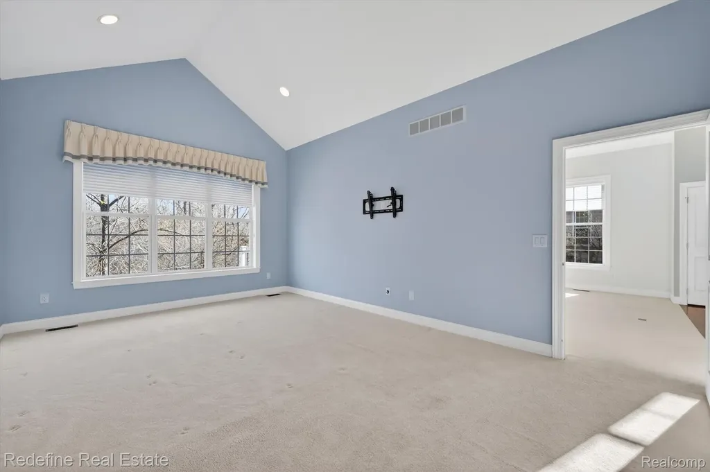 42896 Cardinal Way Novi City MI 48375