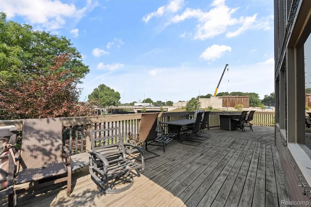 1907 Riverside Drive Port Huron City MI 48060