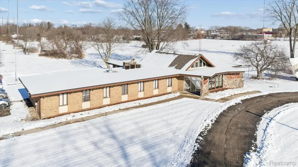 600 W Cavanaugh Road Lansing City MI 48910