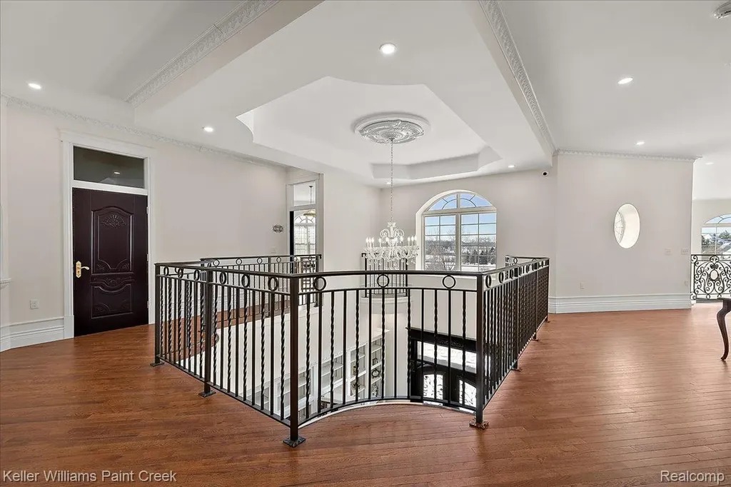 68050 Hillside Lane Washington Township MI 48095