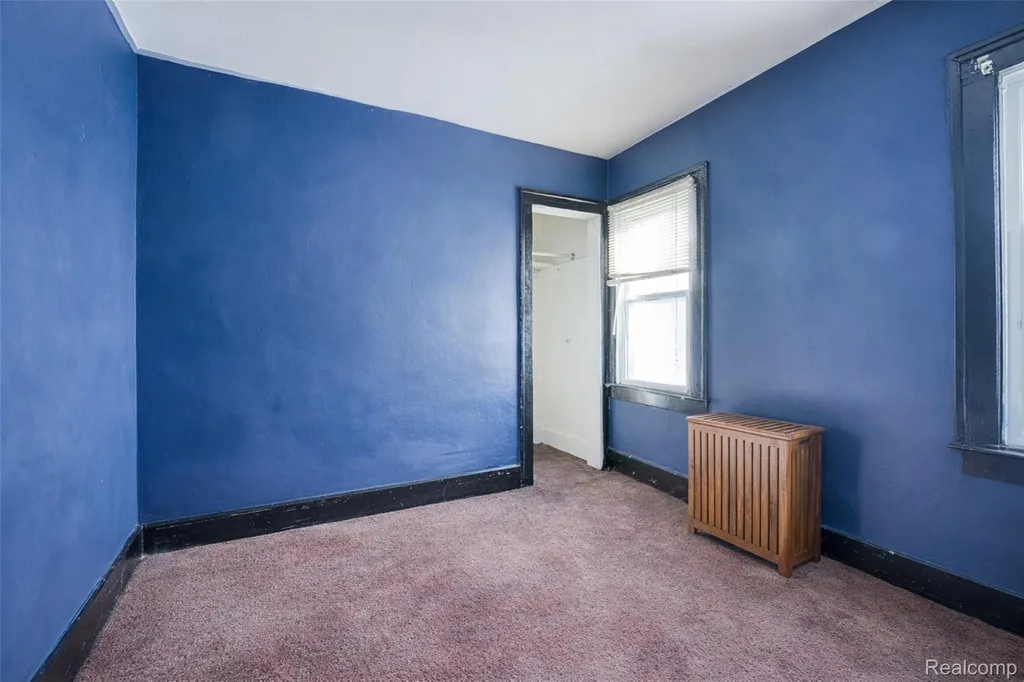 724 Robinwood Street Pontiac City MI 48340