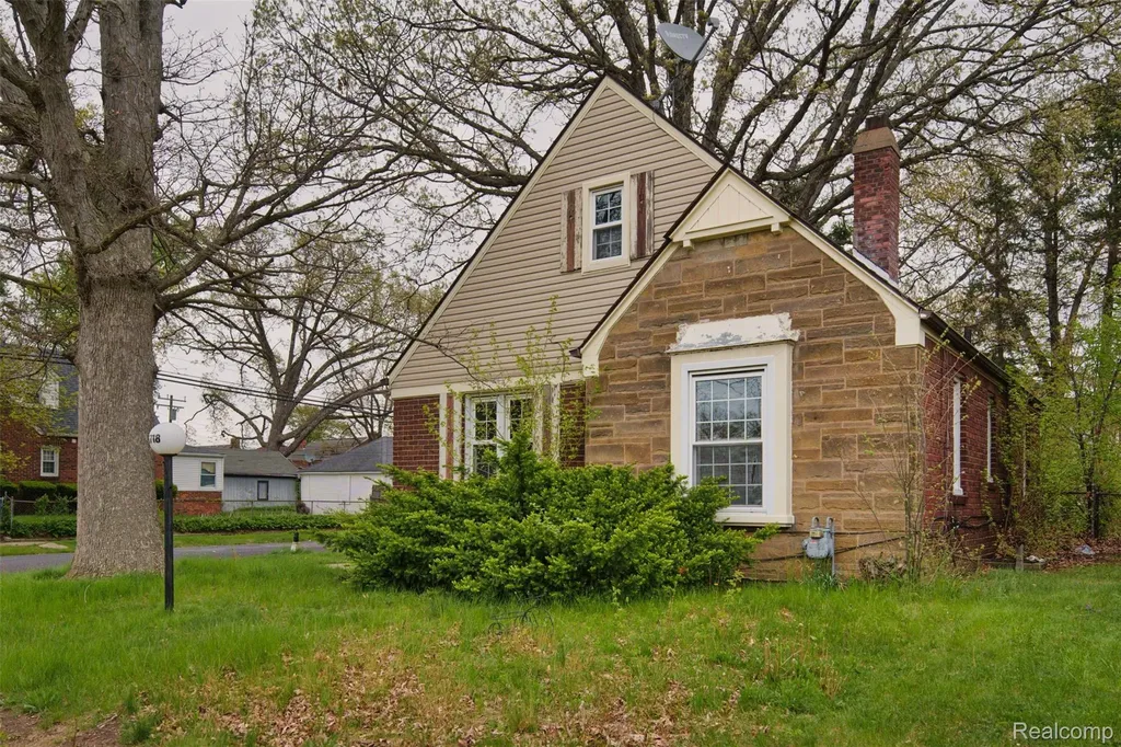 18718 Snowden Street Detroit City MI 48235