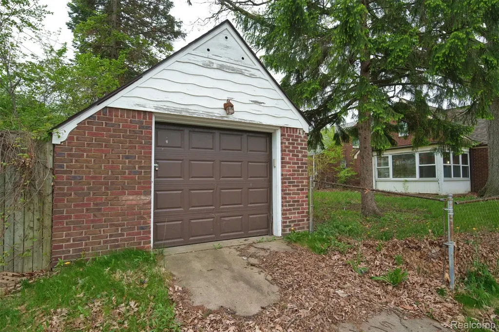 18718 Snowden Street Detroit City MI 48235