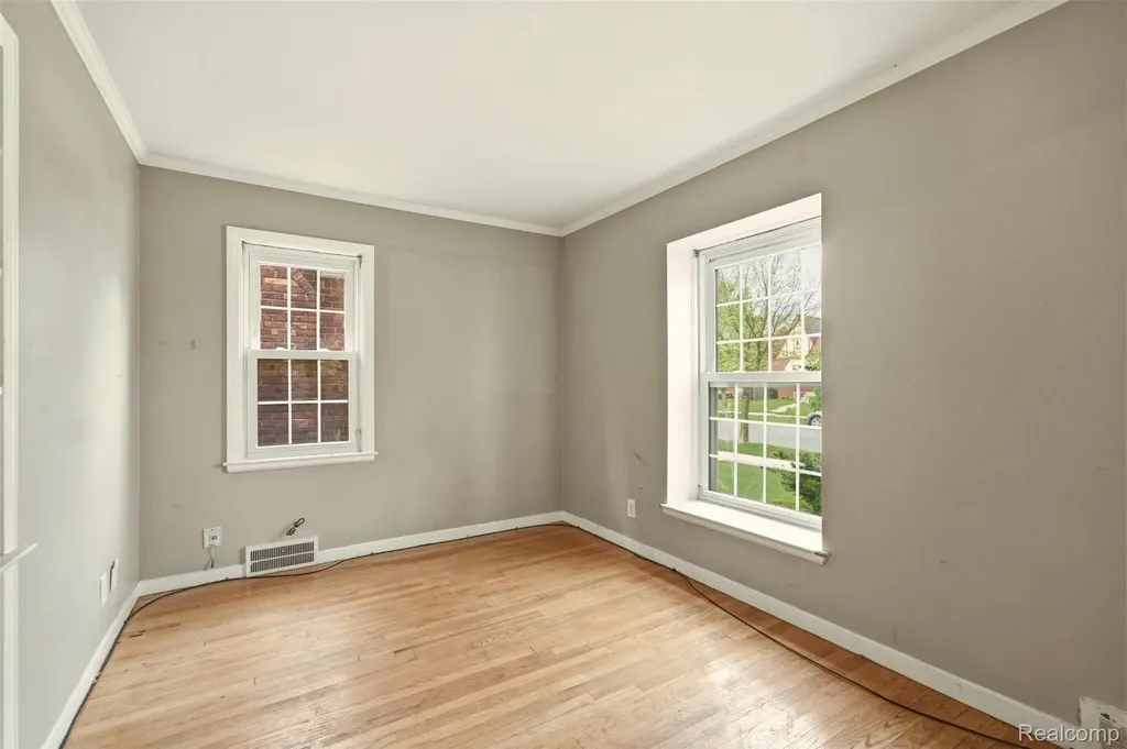 18718 Snowden Street Detroit City MI 48235