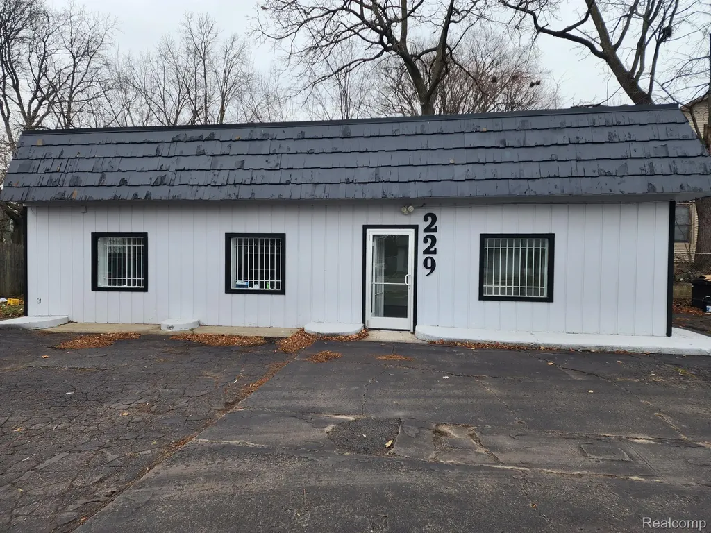 229 W Cesar E Chavez Avenue Lansing City MI 48906