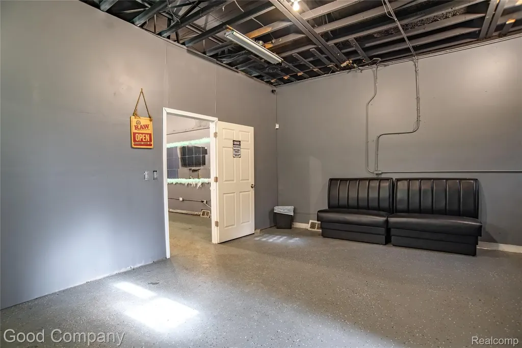 10717 W Mcnichols Road Detroit City MI 48221