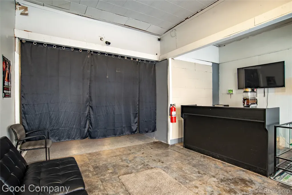 10717 W Mcnichols Road Detroit City MI 48221