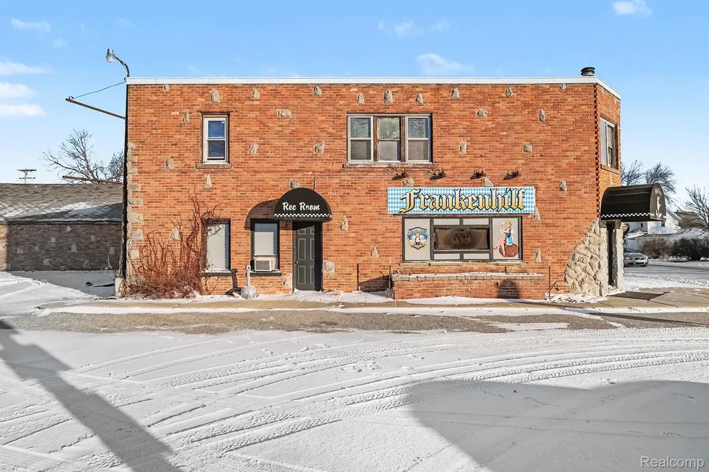 9500 W Saginaw Road Denmark Township MI 48758
