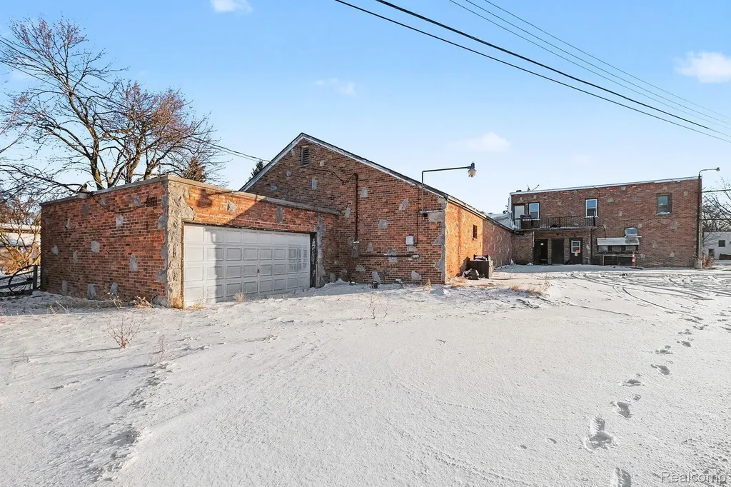 9500 W Saginaw Road Denmark Township MI 48758