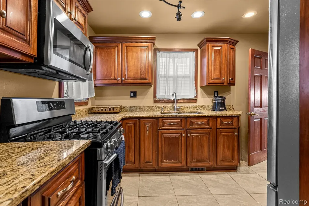4836 Firestone Street Dearborn City MI 48126