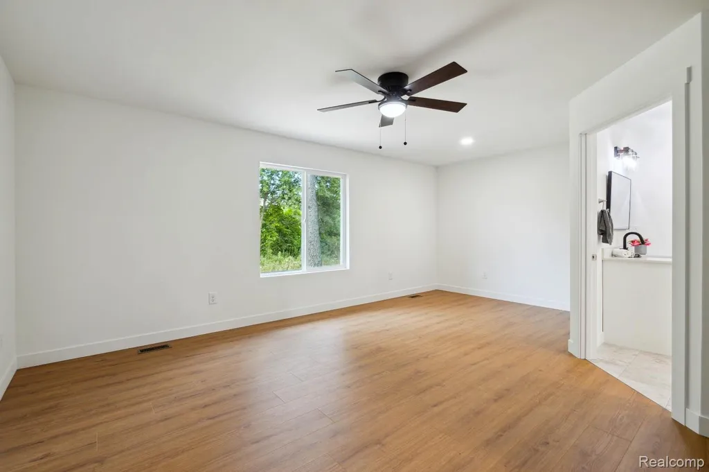 14344 Louisa Drive Van Buren Charter Township MI 48111