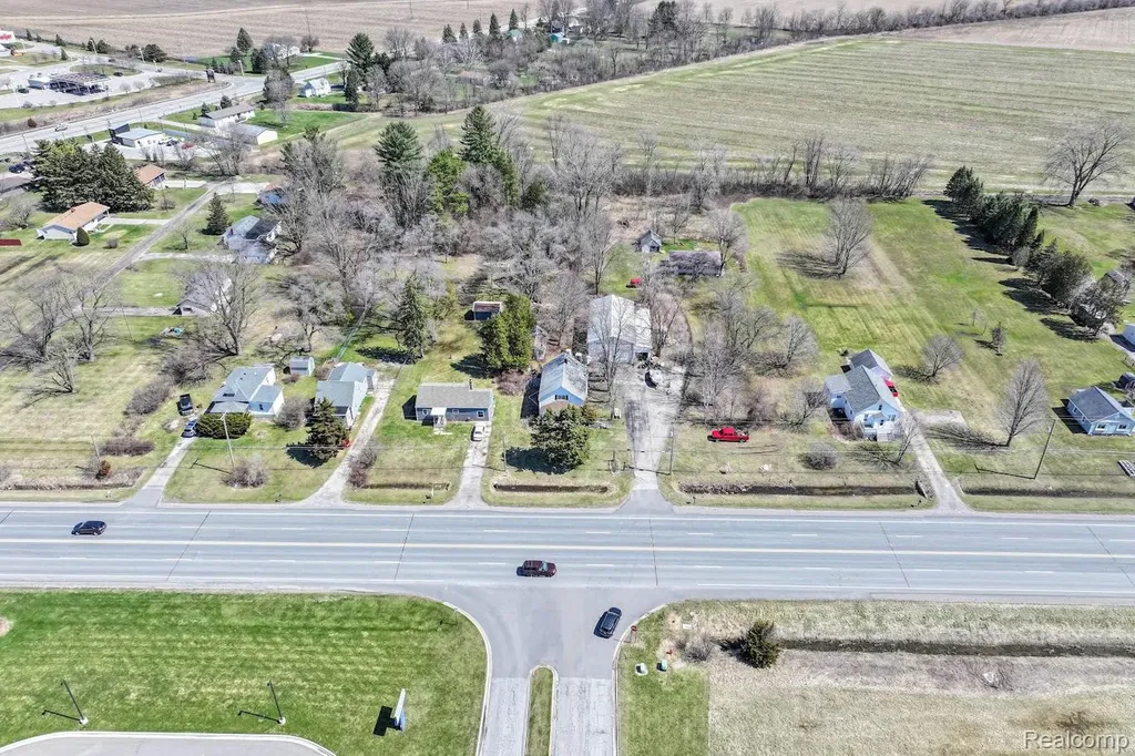12181 Dixie Highway Birch Run Township MI 48415