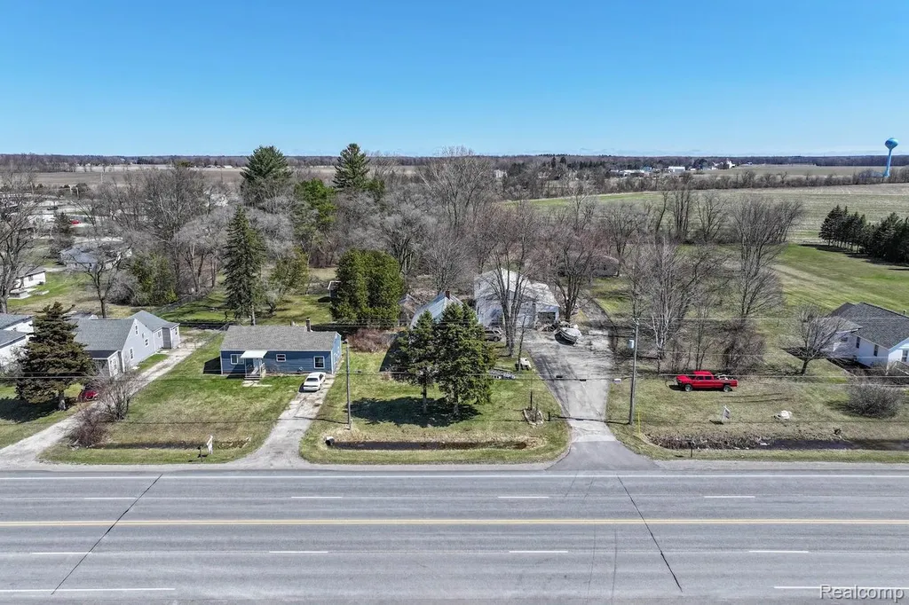 12181 Dixie Highway Birch Run Township MI 48415