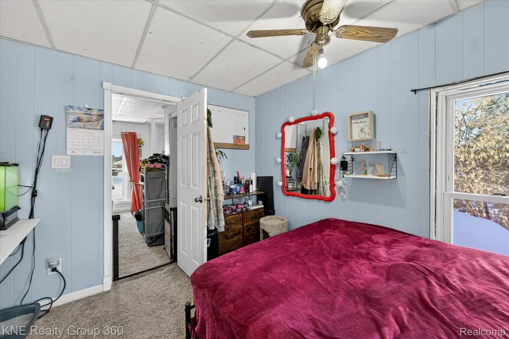 121 Livingston Street Howell City MI 48843