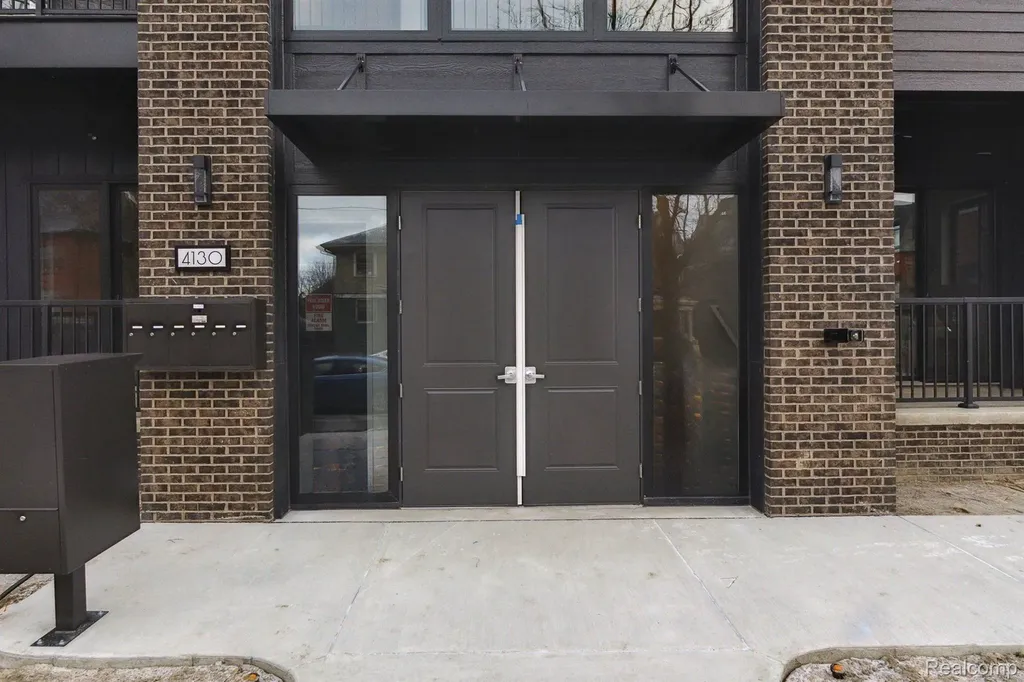 4130 Trumbull Street Detroit City MI 48208