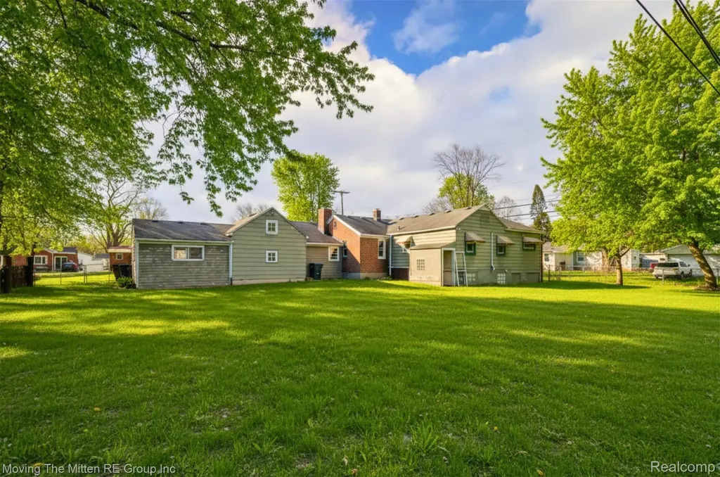 6198 Princess Street Taylor City MI 48180