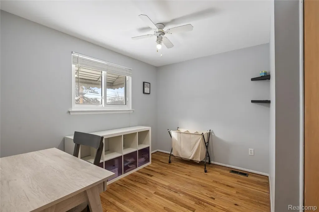 1451 Kenilworth Place Clawson City MI 48017