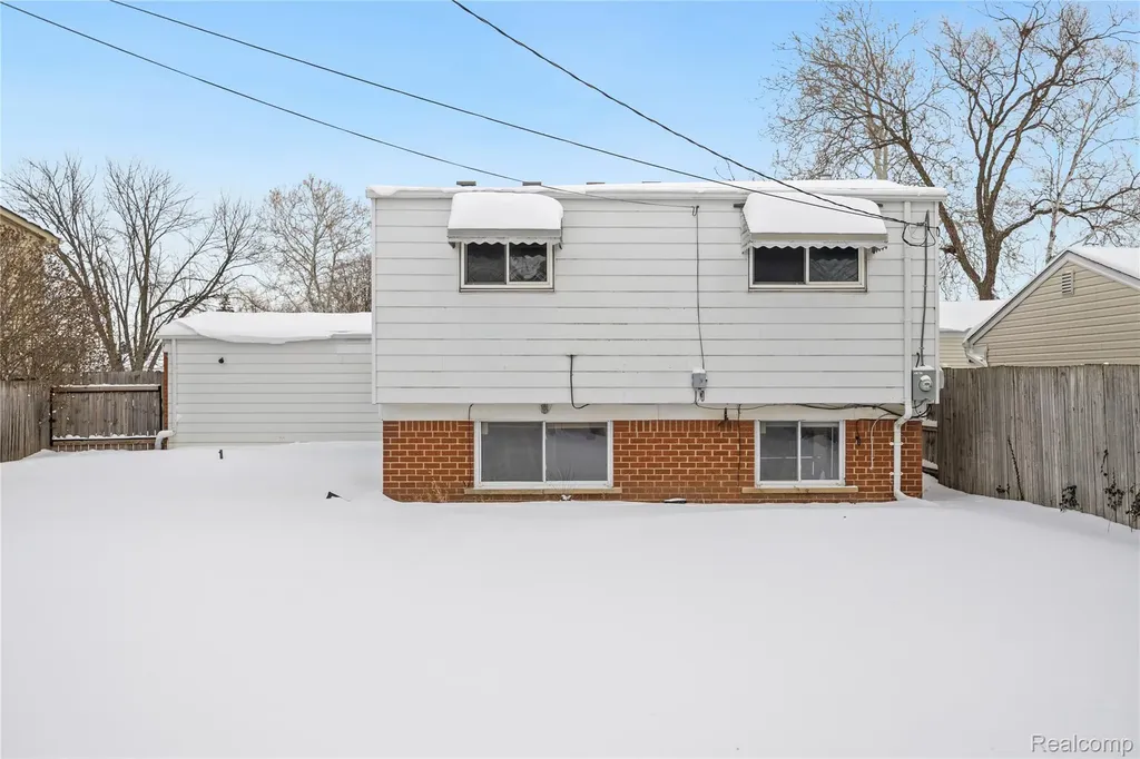 1451 Kenilworth Place Clawson City MI 48017