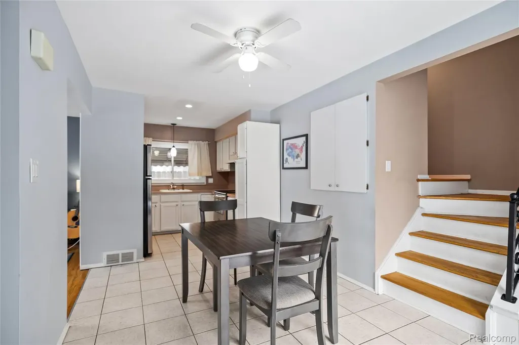 1451 Kenilworth Place Clawson City MI 48017