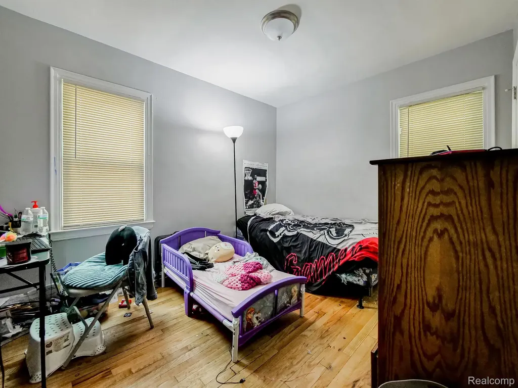 21733 Rausch Avenue Eastpointe City MI 48021