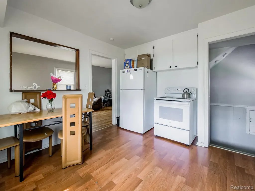 21733 Rausch Avenue Eastpointe City MI 48021