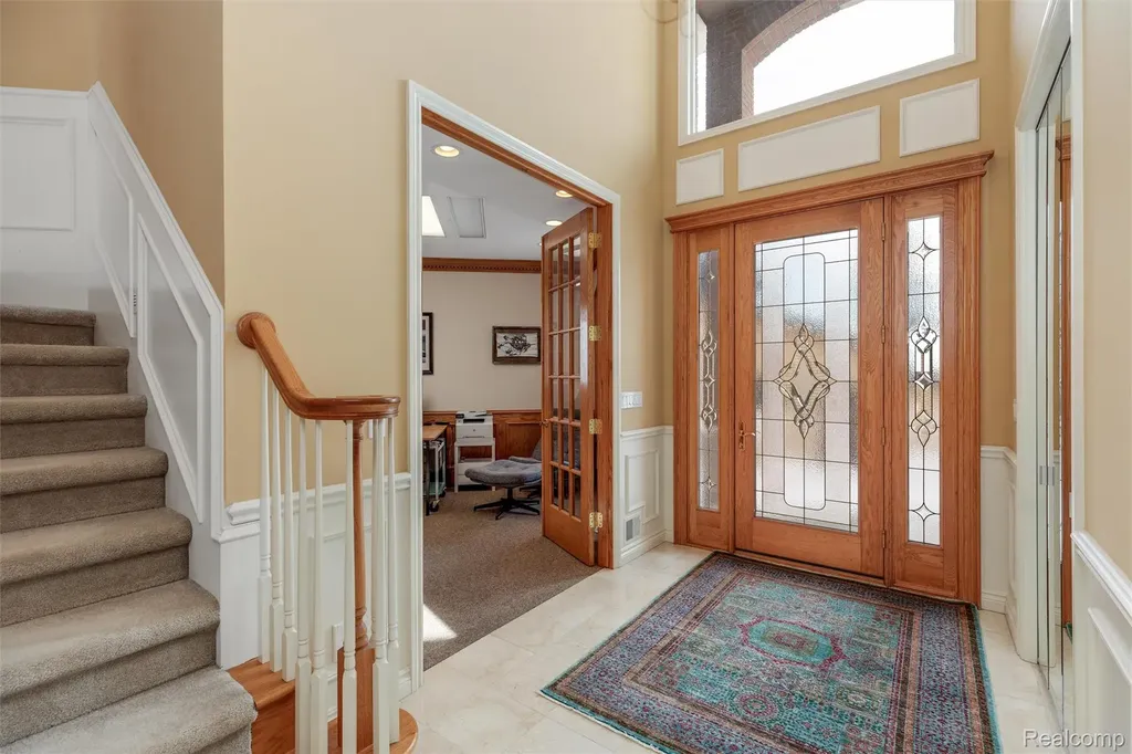 34330 Jefferson Avenue Harrison Charter Township MI 48045