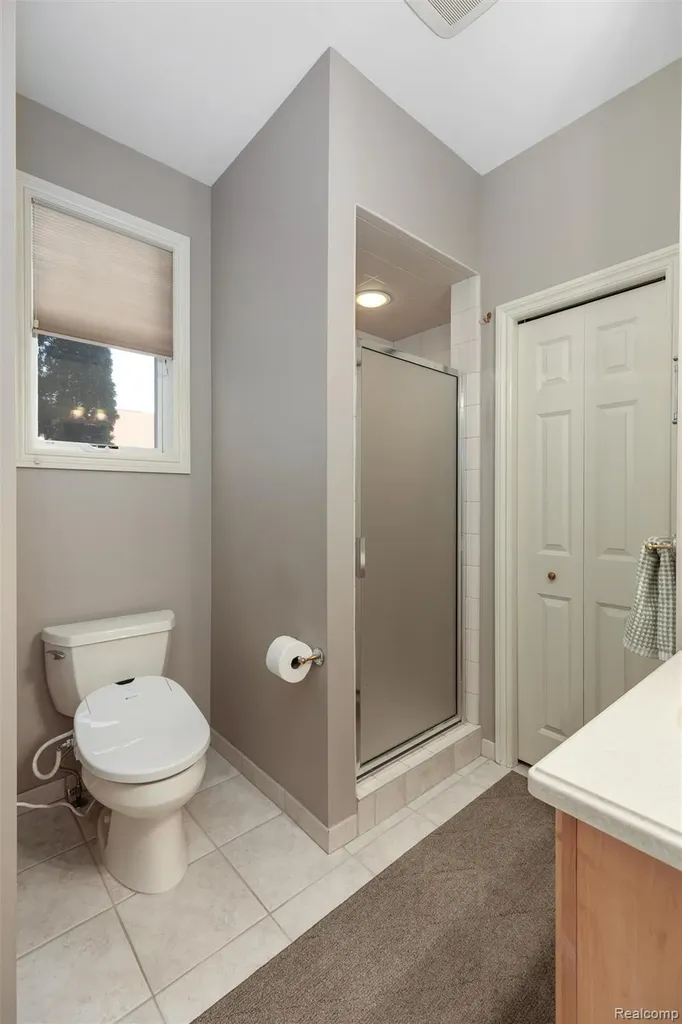 34330 Jefferson Avenue Harrison Charter Township MI 48045