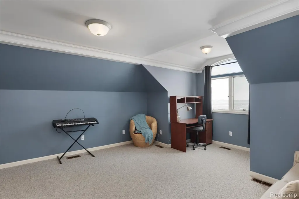 34330 Jefferson Avenue Harrison Charter Township MI 48045