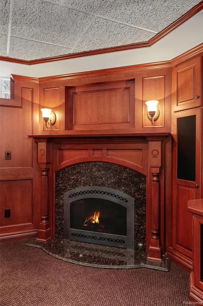 34330 Jefferson Avenue Harrison Charter Township MI 48045