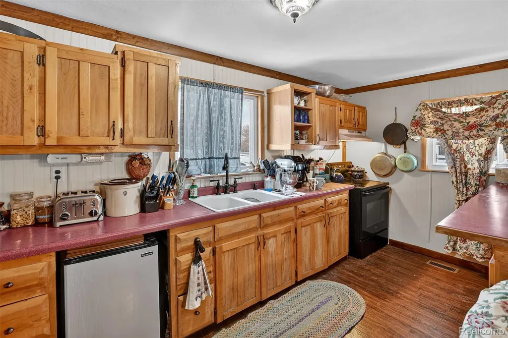 1130 S Gray Road Ogemaw Township MI 48661