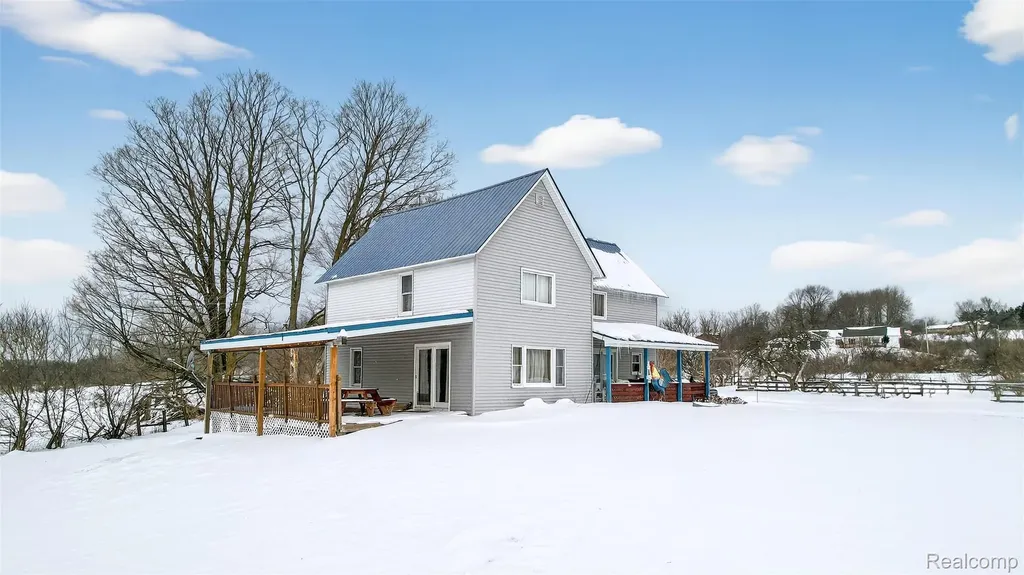 1130 S Gray Road Ogemaw Township MI 48661