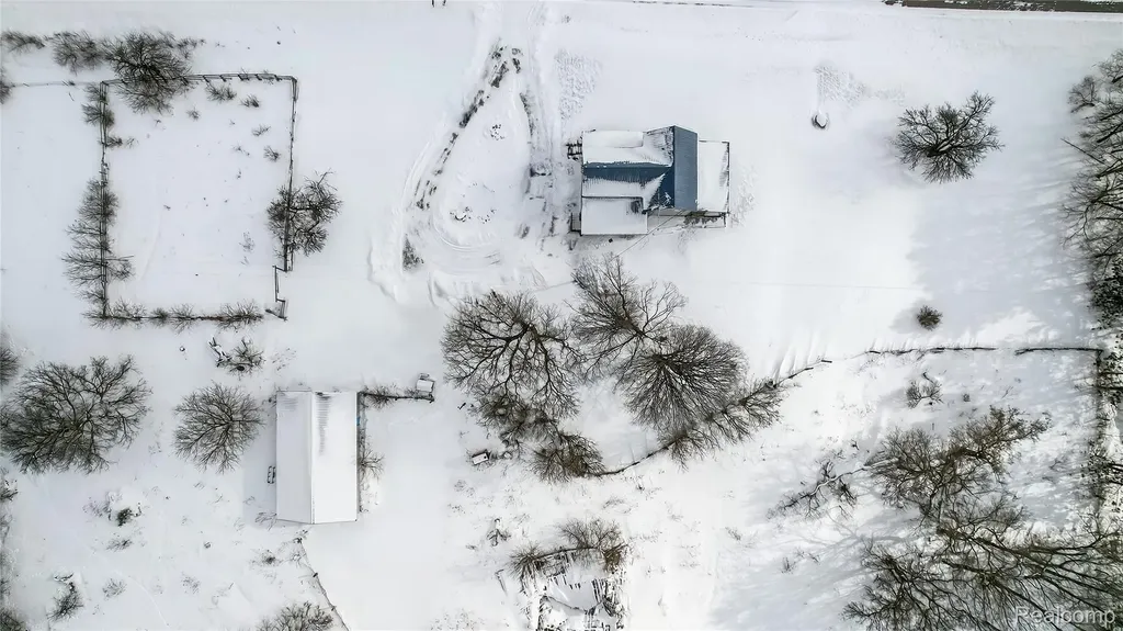 1130 S Gray Road Ogemaw Township MI 48661