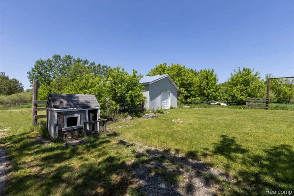 1130 S Gray Road Ogemaw Township MI 48661