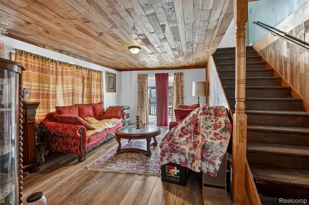 1130 S Gray Road Ogemaw Township MI 48661