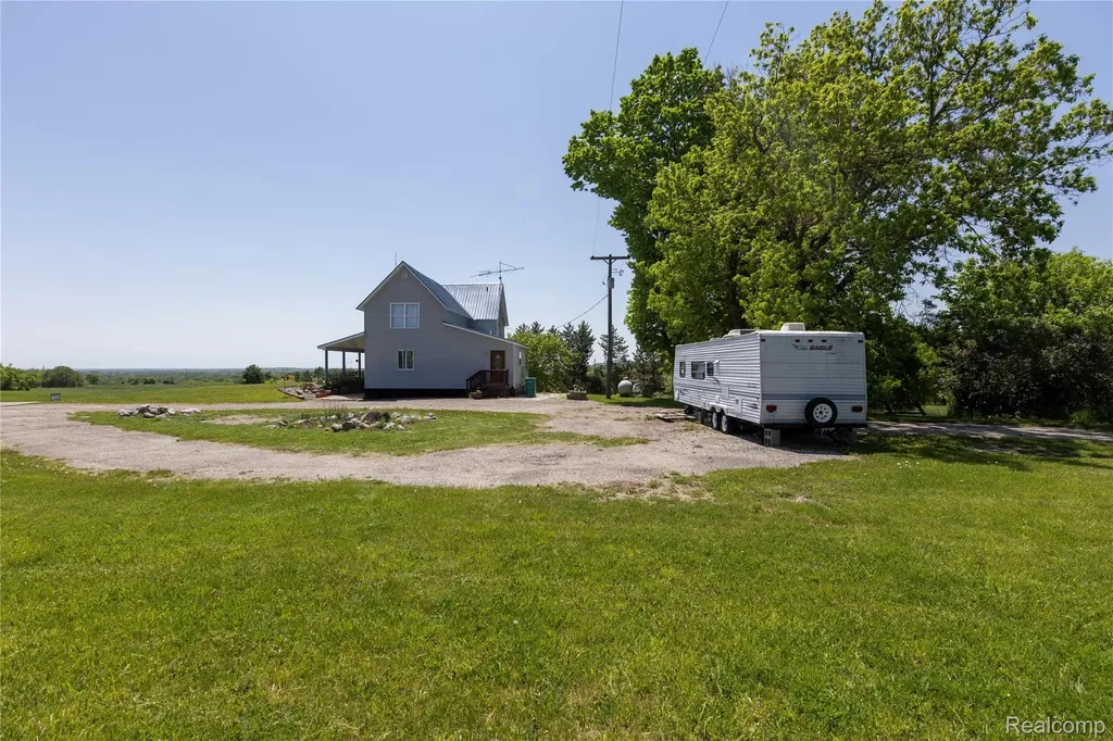 1130 S Gray Road Ogemaw Township MI 48661