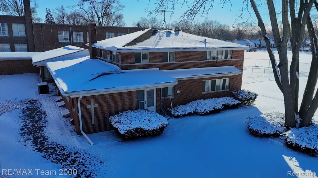 26123 Mcdonald Street Dearborn Heights City MI 48125