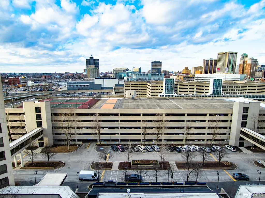 1001 W Jefferson Avenue Detroit City MI 48226