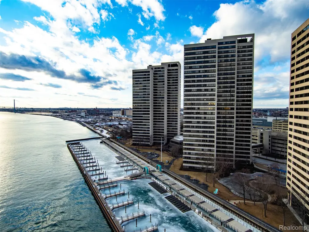 1001 W Jefferson Avenue Detroit City MI 48226