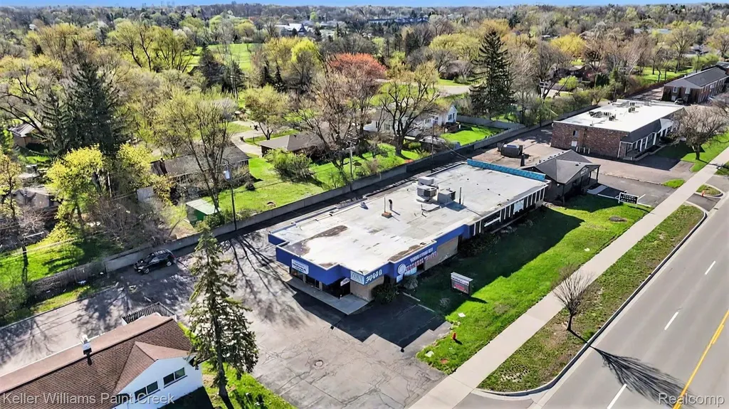 30000 Orchard Lake Road Farmington Hills City MI 48334