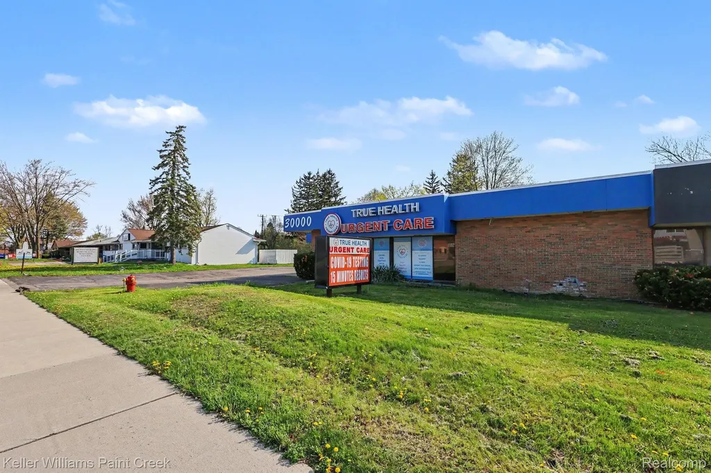 30000 Orchard Lake Road Farmington Hills City MI 48334