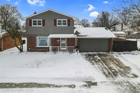 38133 Jamison Street Livonia City MI 48154