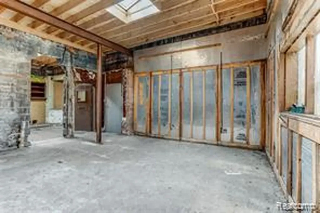 4732 Bellevue Street Detroit City MI 48207