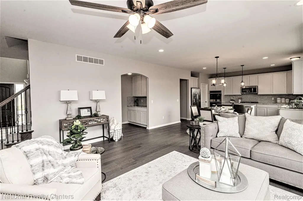 53234 Woodland Meadows Chesterfield Township MI 48047