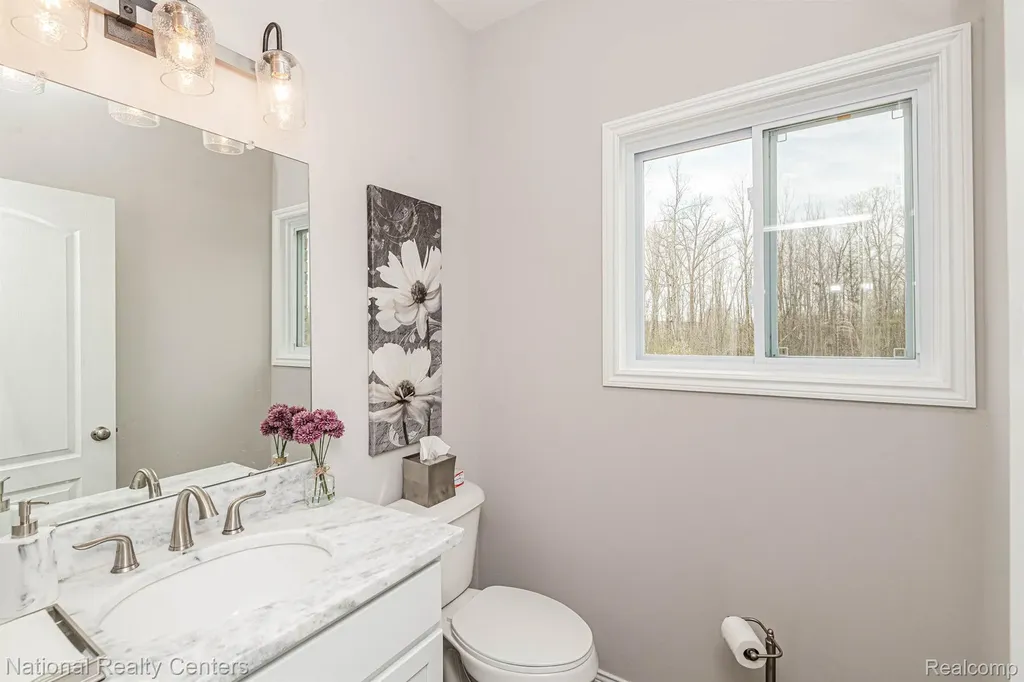 53234 Woodland Meadows Chesterfield Township MI 48047