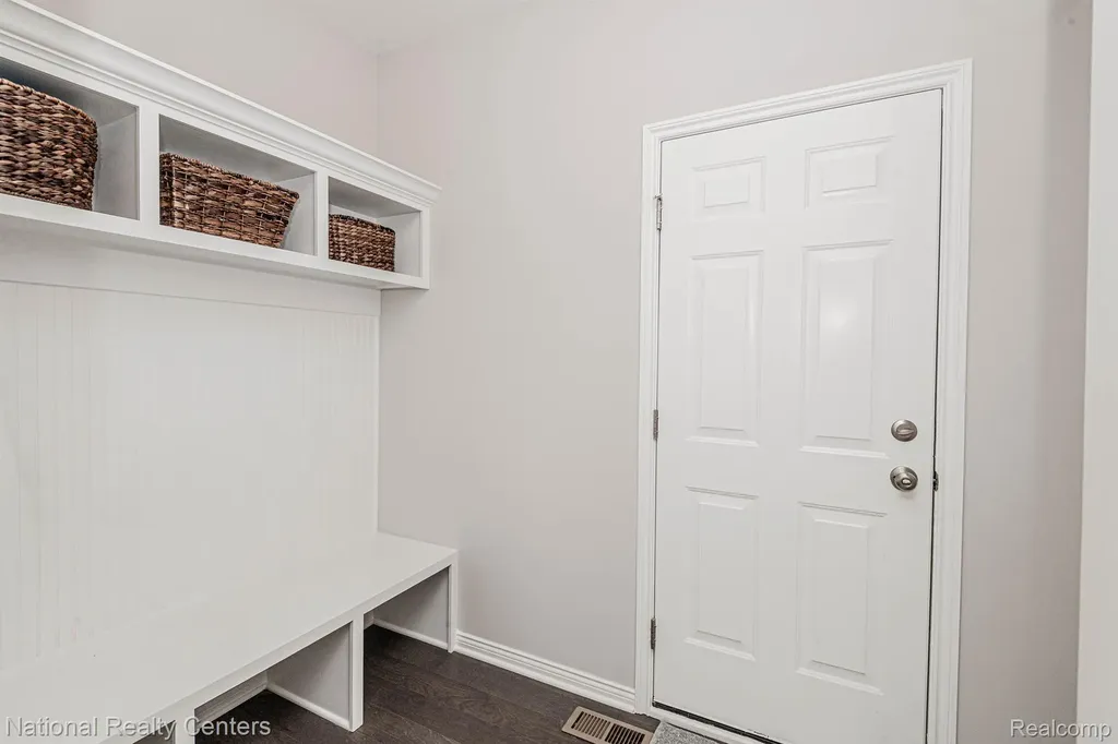 53234 Woodland Meadows Chesterfield Township MI 48047