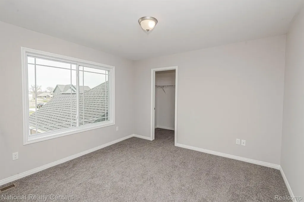 53234 Woodland Meadows Chesterfield Township MI 48047