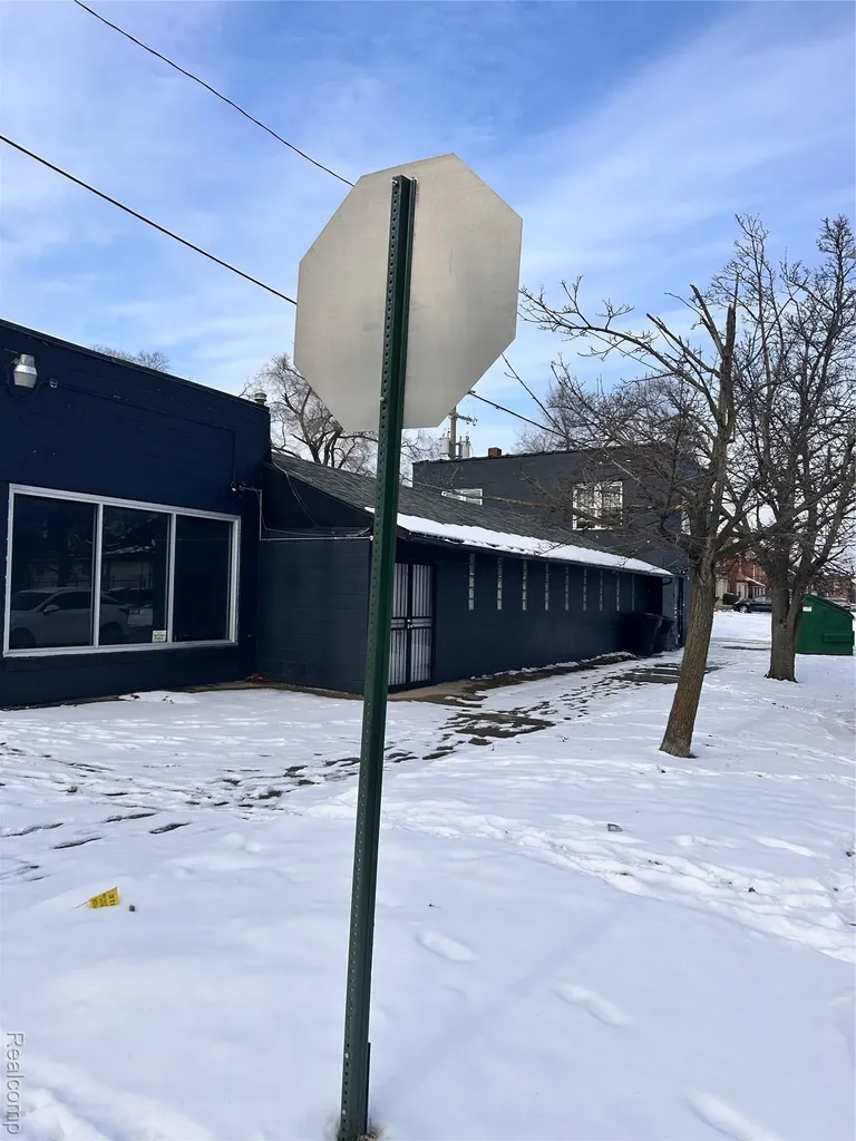 8500 W Mcnichols Road Detroit City MI 48221