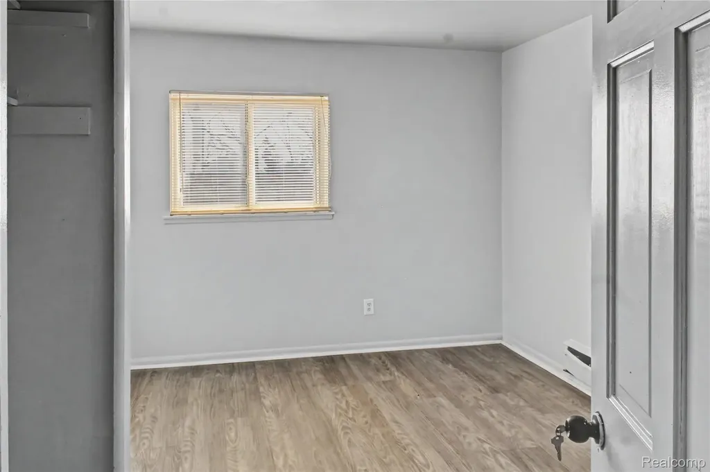 15100 Tireman Street Detroit City MI 48228