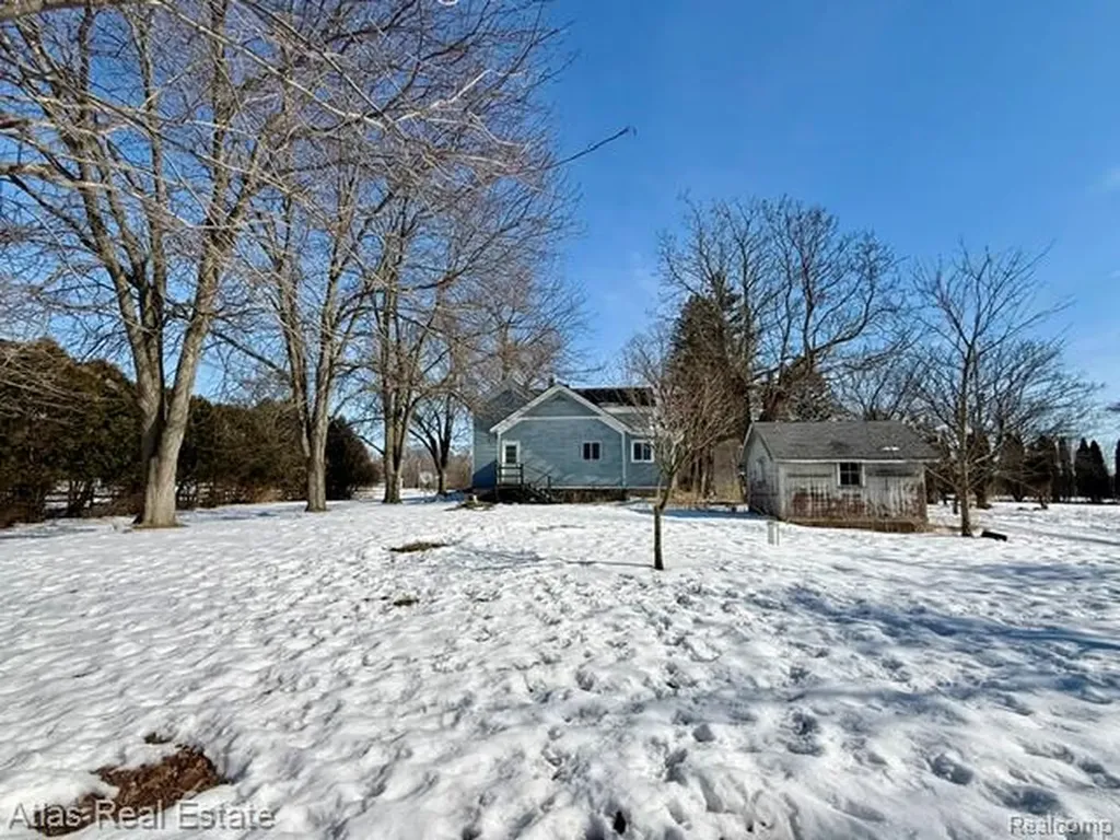 7448 Gale Road Atlas Township MI 48439