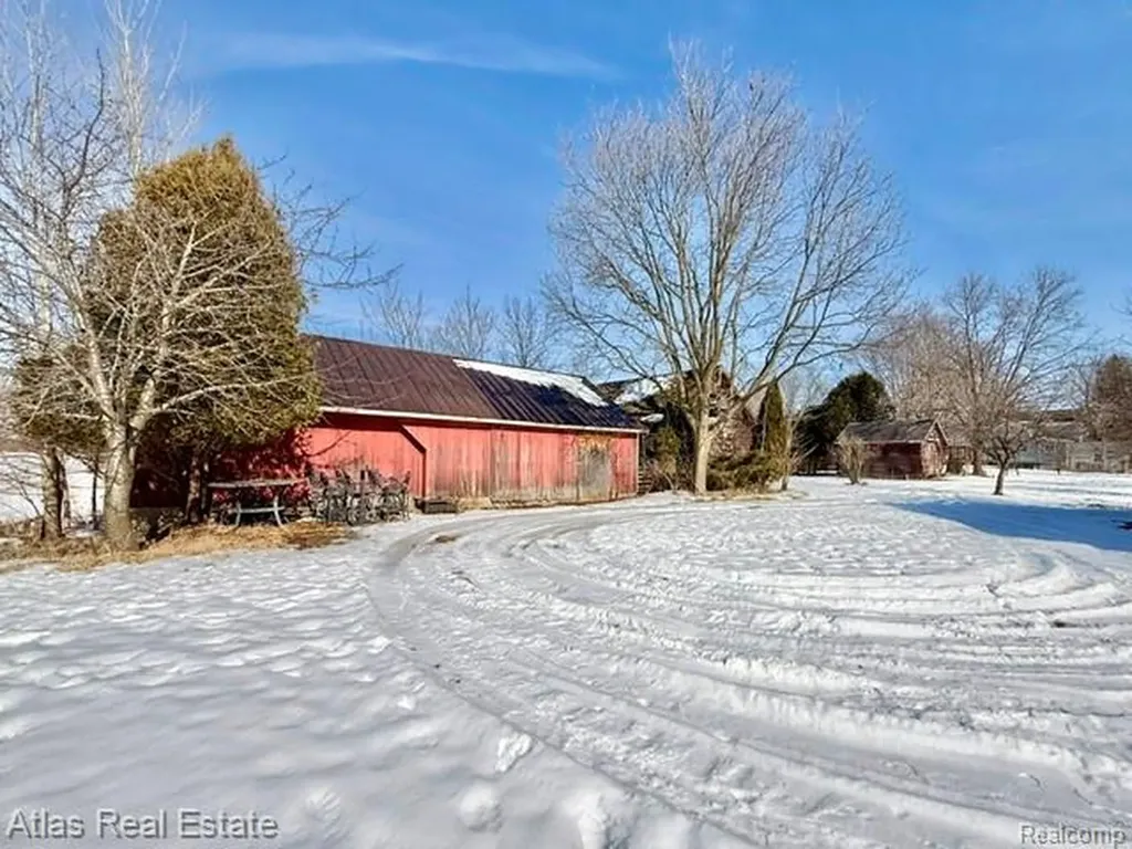 7448 Gale Road Atlas Township MI 48439